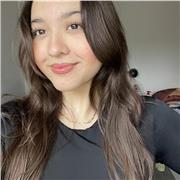 Me llamo Venise, tengo 19 años, soy una chica divertida, relajada y paciente.